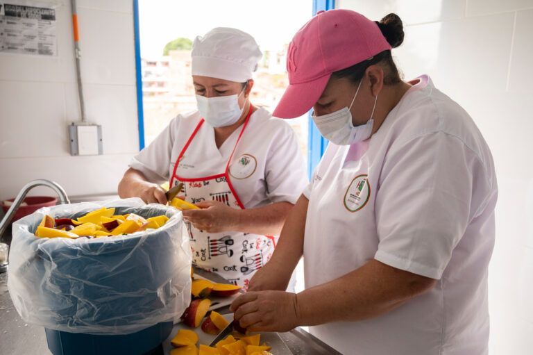 programa Más Empleo para Mujeres en Antioquia